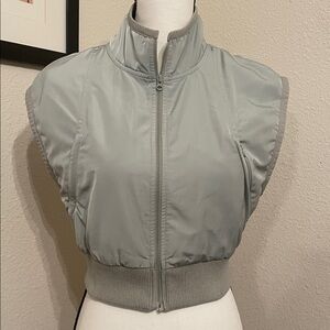 ALO Yoga reversible vest . Light green . Excellent condition . Size small